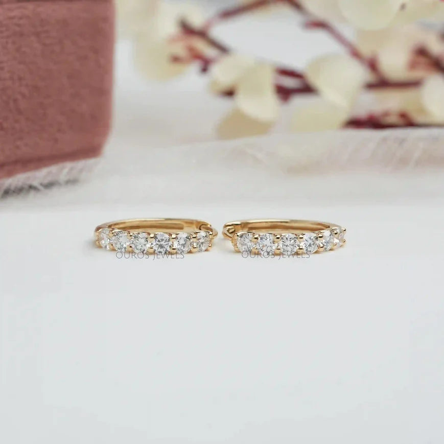 0.80 CTW round cut ethical lab grown diamond hoop earrings with 14KT gold and lever back style