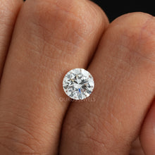 Load image into Gallery viewer, 1.00 Carat Round Cut  Lab Grown Diamond
