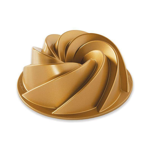 https://cdn.shopify.com/s/files/1/0527/7758/2760/products/Nordic_Ware_Heritage_6-Cup_Bundt_Pan_with_Gold_Nonstick_512x512.jpg?v=1615839446