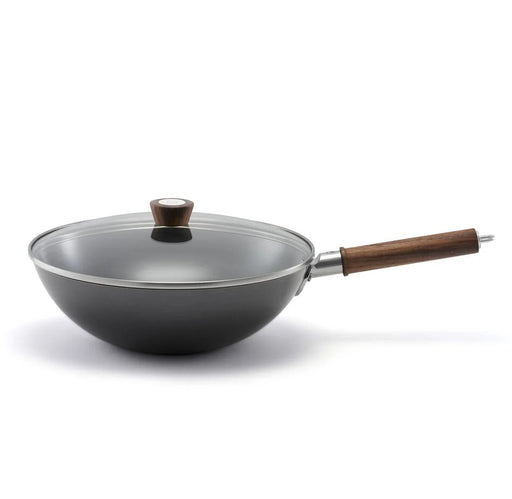 https://cdn.shopify.com/s/files/1/0527/7758/2760/products/ZwillingDragon12CarbonSteelWok-faradays-kitchen-store-austin-texas_512x500.jpg?v=1661448108