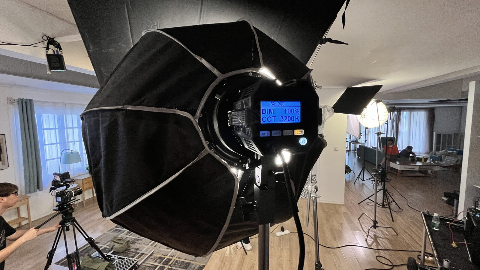 COLBOR LED podcast light is also a good choice for home podcast studios.