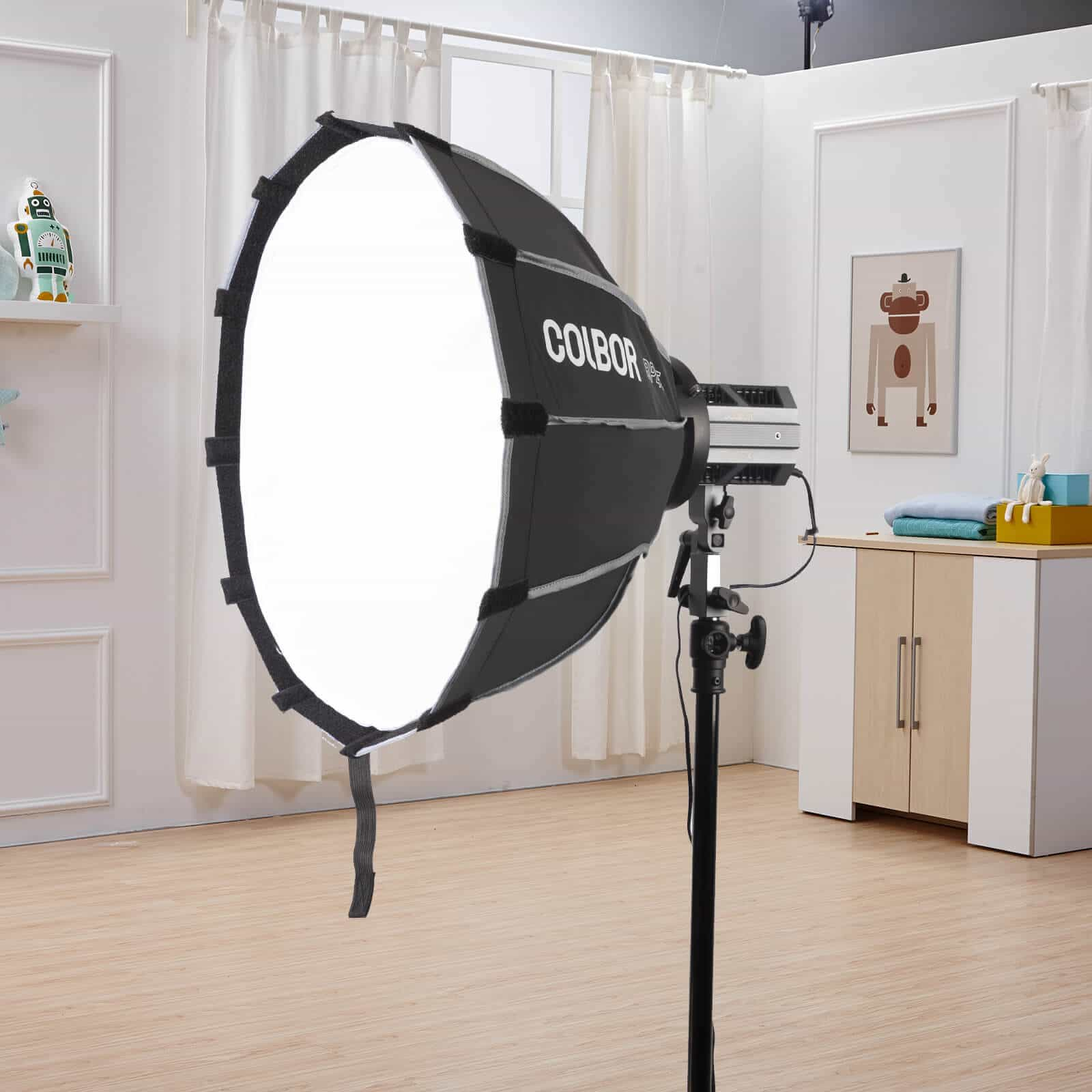 COLBOR BP45 can be used with the COLBOR CL60 light.