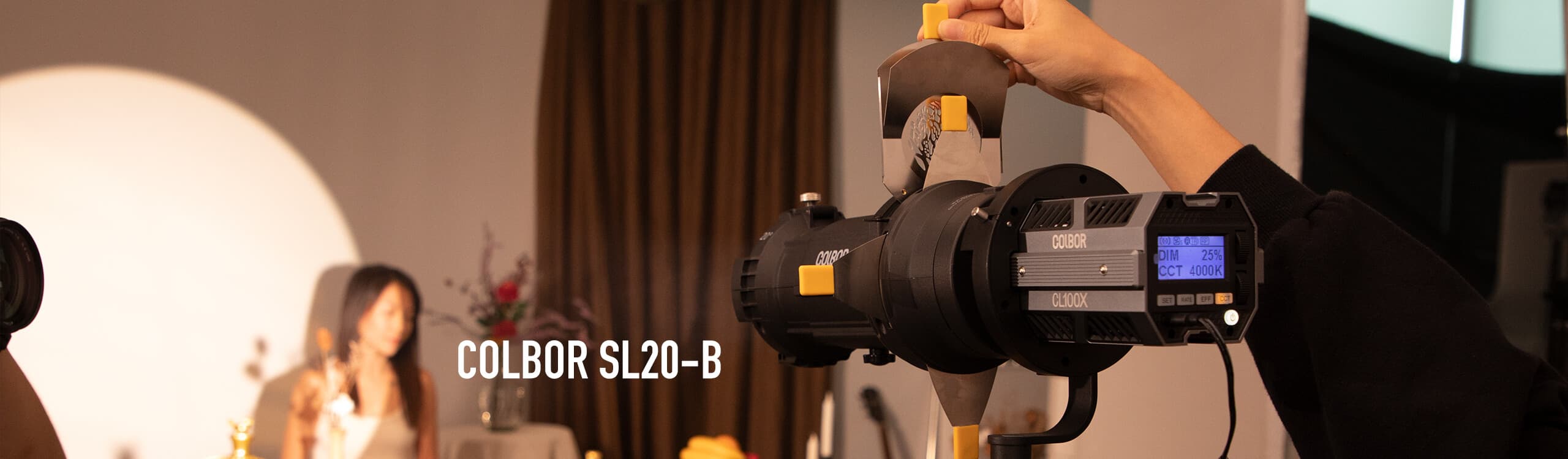 COLBOR SL20-B Bowens Mount Spotlight