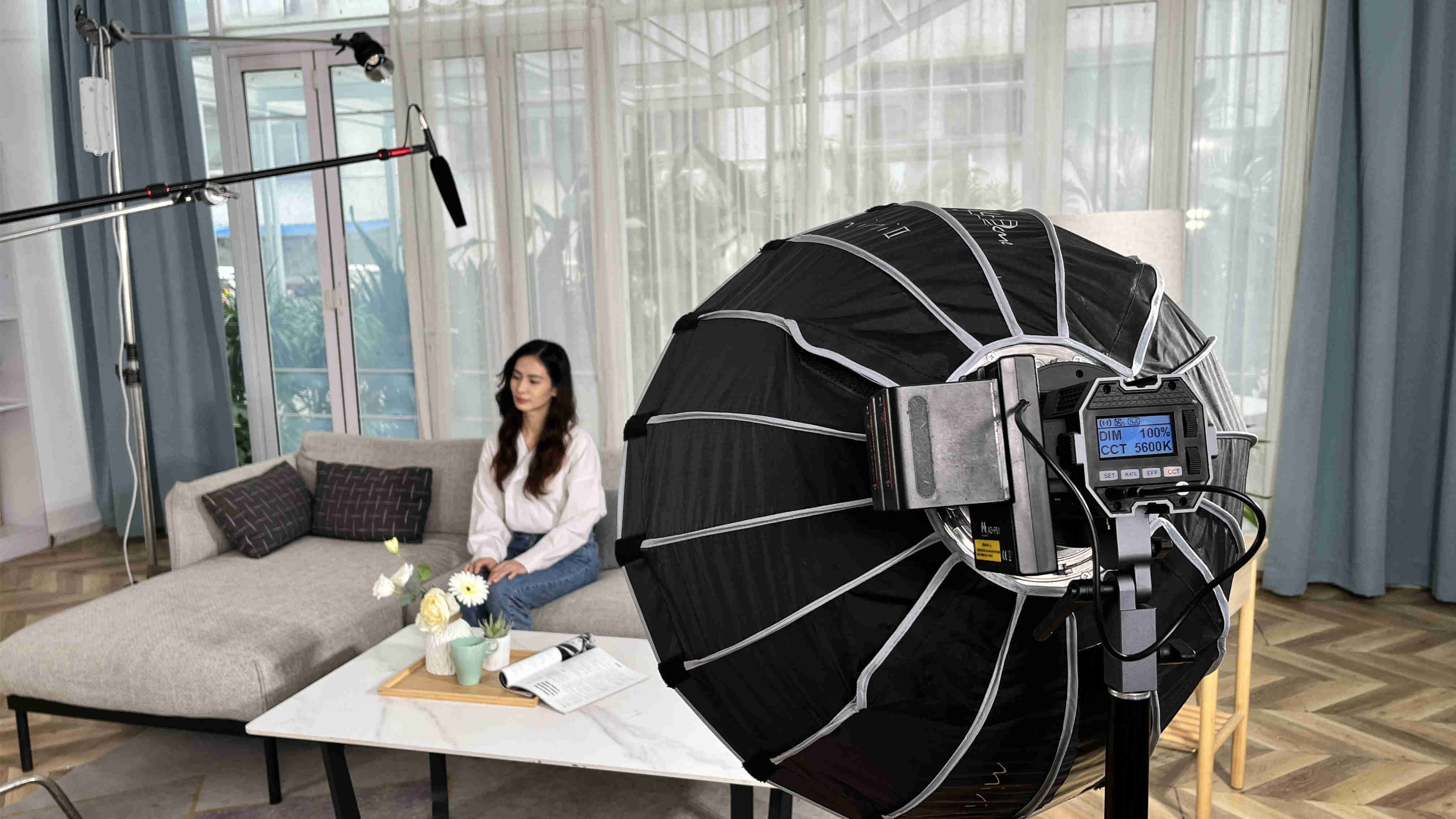 The COLBOR best LED light for videography CL60 offers lighting to video shooting.