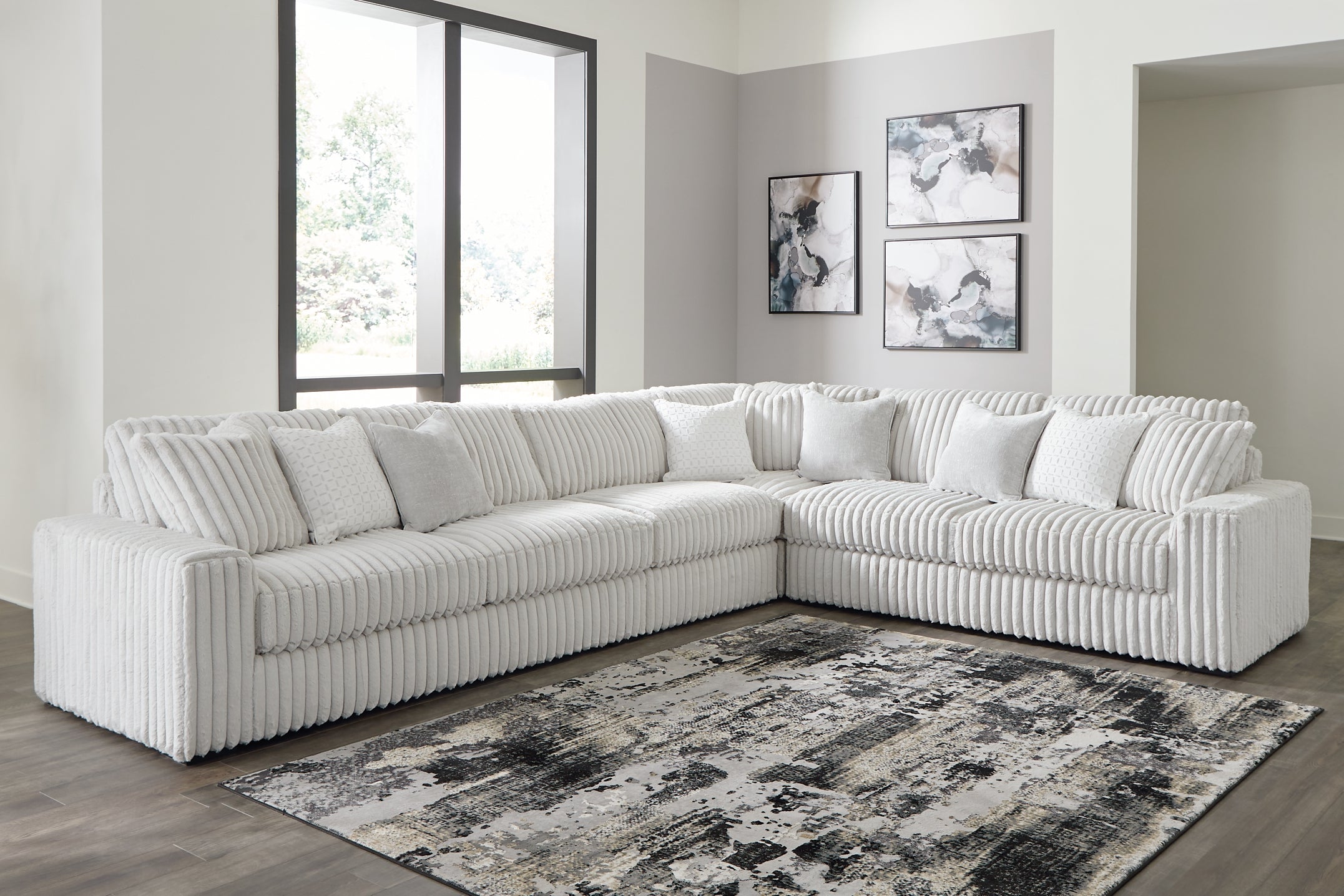 Amazing 4-Piece Sectional