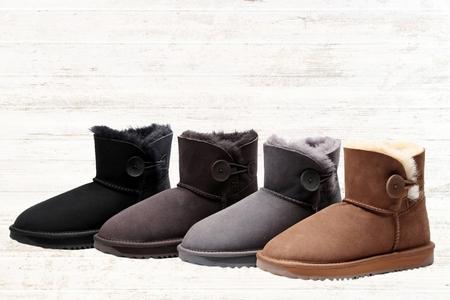 UGGFace - Women Men & Kids Winter UGG Fashion Boots & Accessories