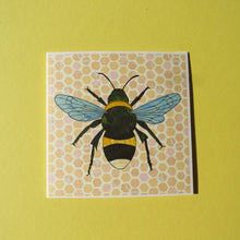 Load image into Gallery viewer, Bee Greetings Card
