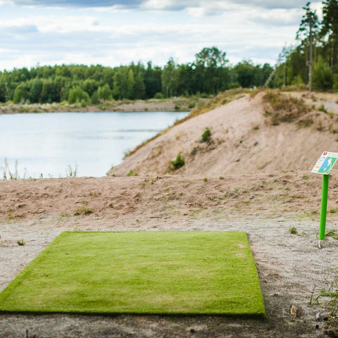 Disc golf teepad af kunstgræs