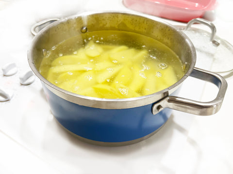 potatoes boiling in stripes 6 quart stockpot