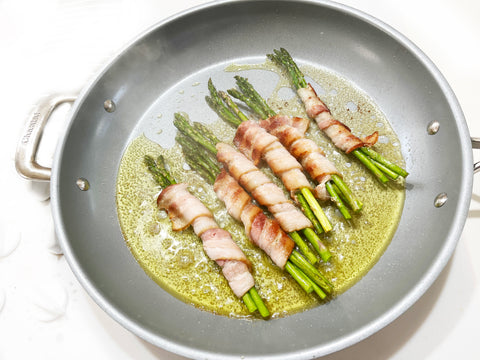 frying bacon wrapped asparagus in 12.5 inch induction 21 ceramic coated fry pan