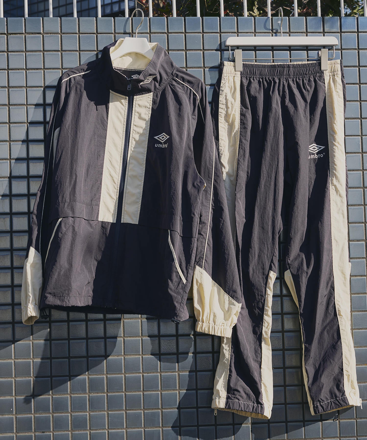 別注》【UMBRO/アンブロ】TRACK JACKET ｜ ADAM ET ROPE 