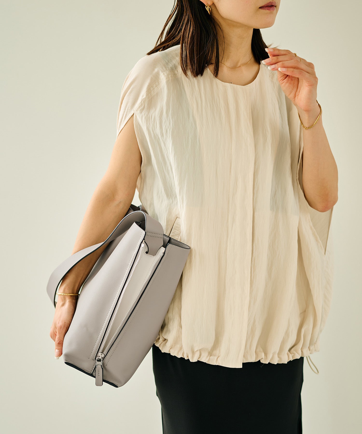 WEB限定】【24SS】【E'POR】Y BAG Shoulder Medium（サイドジップ