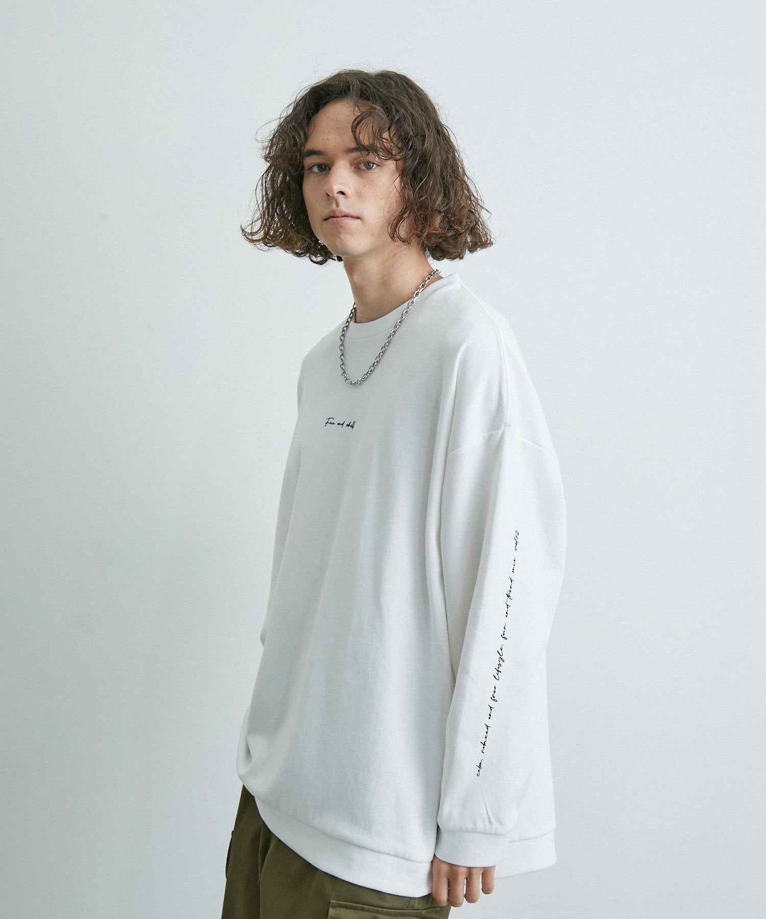 VETEMENTS ロングスリーププルオーバーL