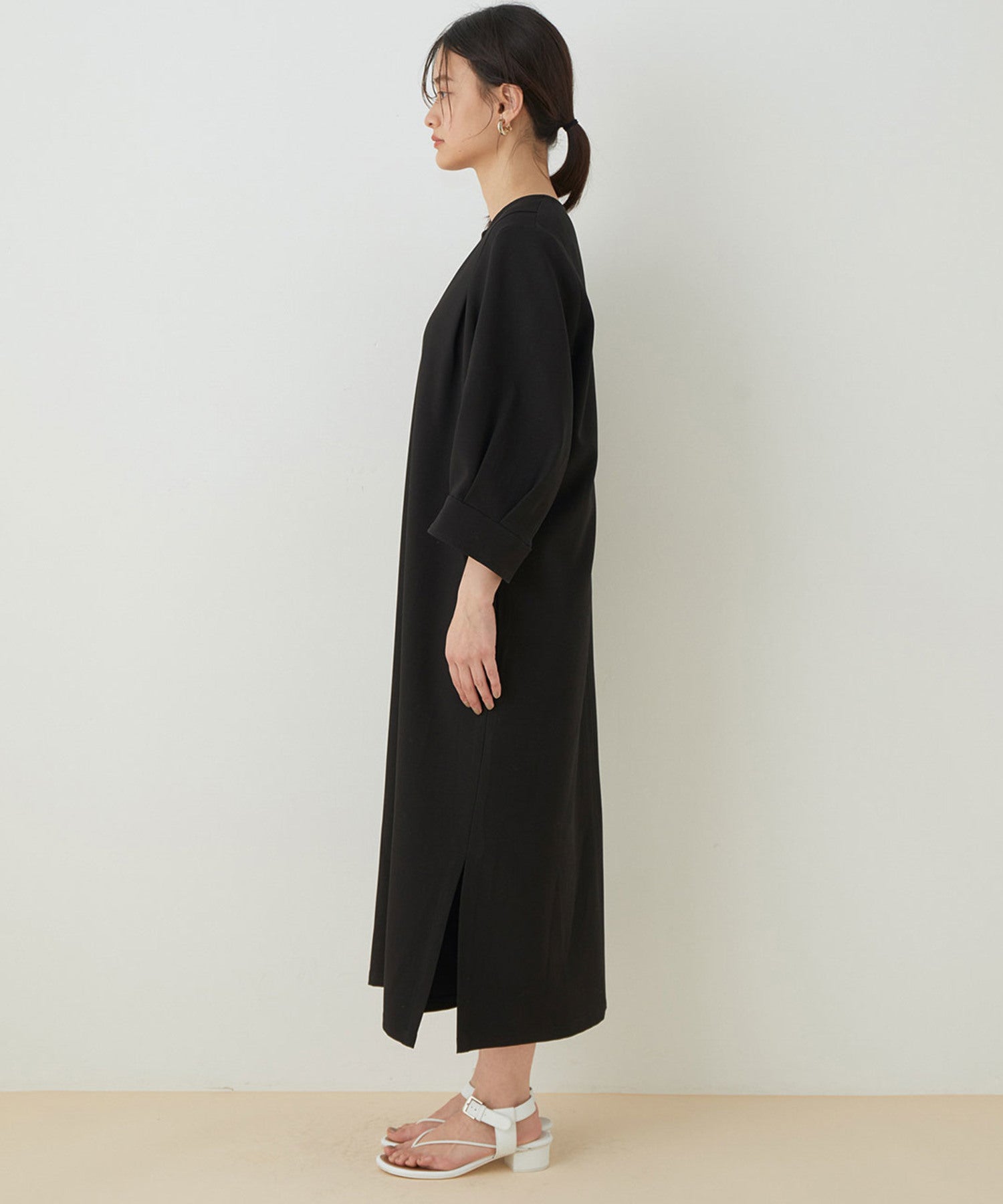 Adam Et Rope Femme アウトレット店舗 Web限定 フォルムスリーブワンピース ワンピース ワンピース 通販 J Adore Jun Online