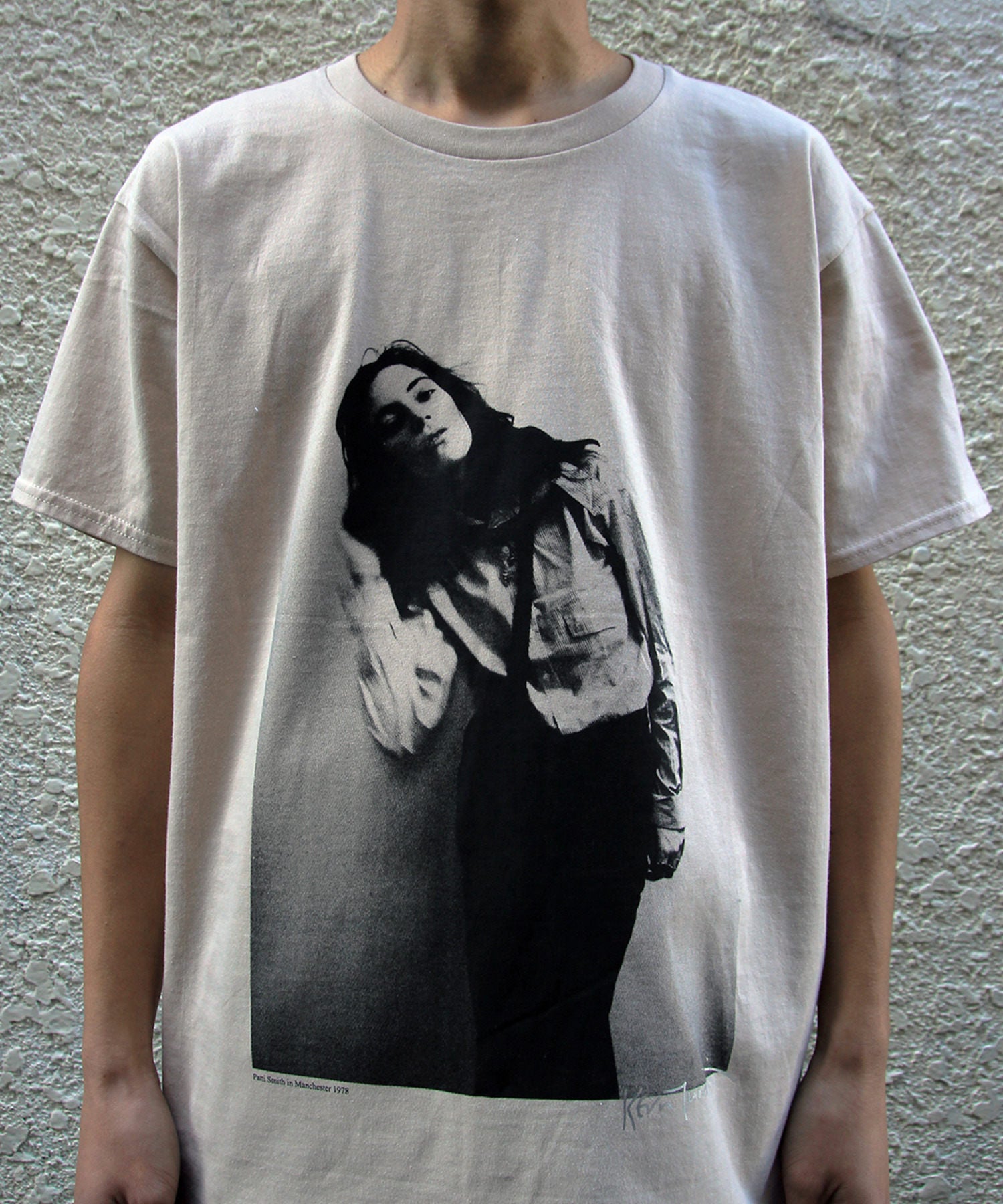 日本全国 送料無料 Patti Smith パティ スミス 裸体Tシャツ ロックT