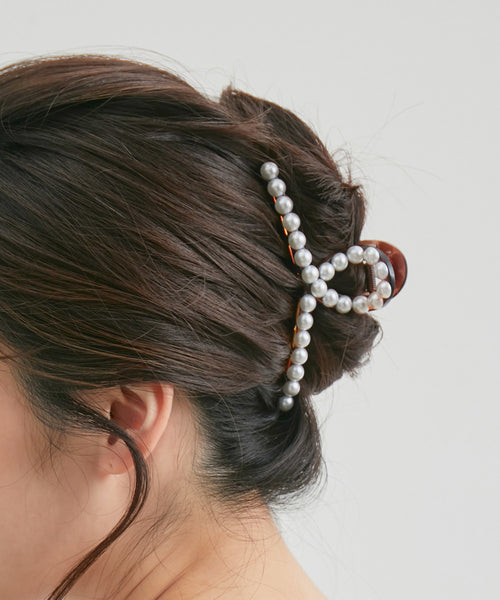 最高の パールフラワーＢ ベビーヘアクリップ - ヘアアクセサリー