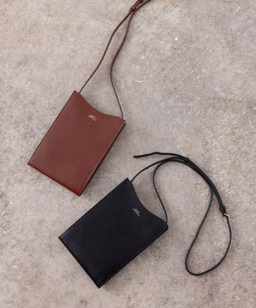 SALON adam et ropé / 【A.P.C.】NECK POUCH JAMIE (バッグ ...