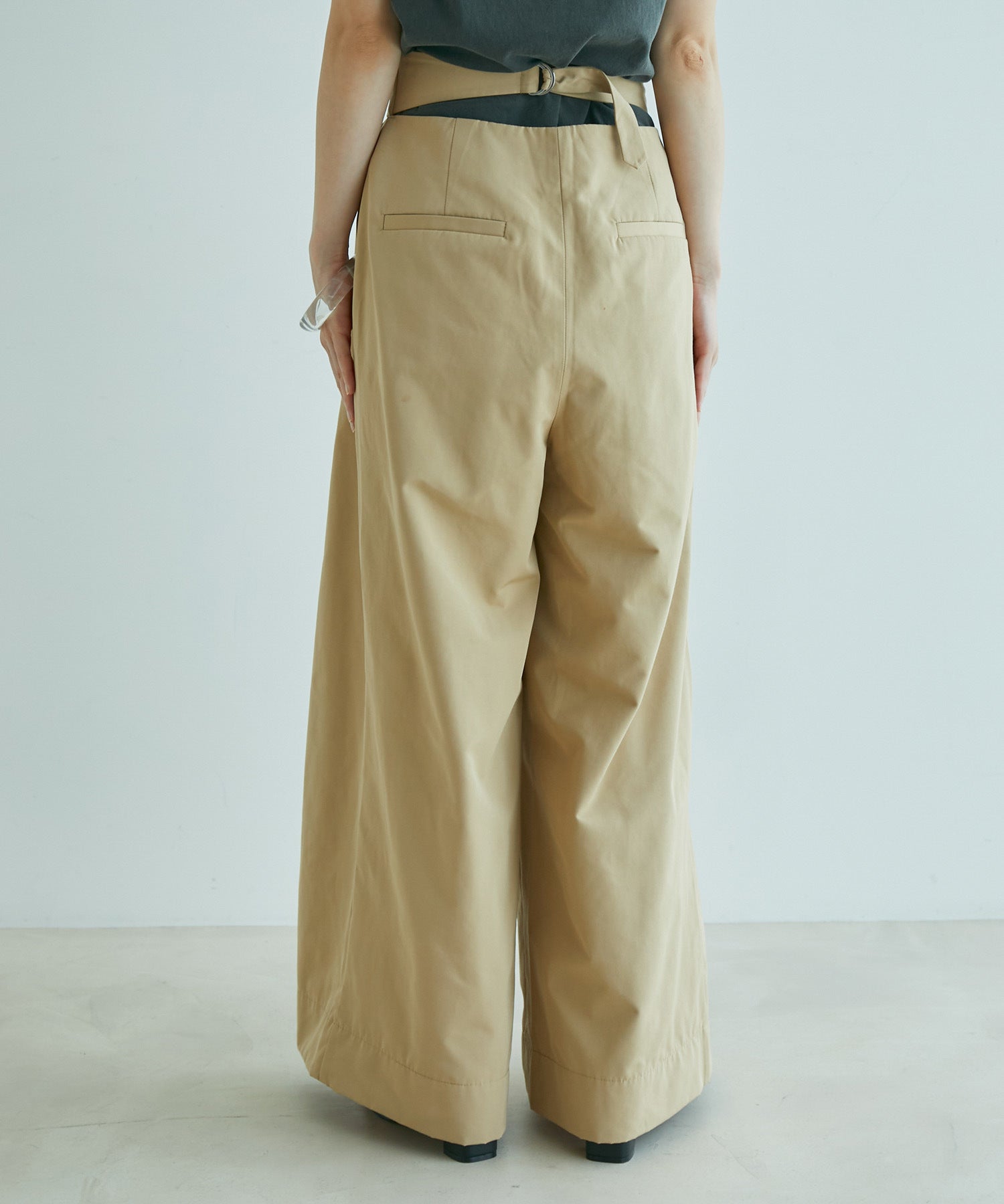 whatwear 変形スラックス common divisor 深水光太-