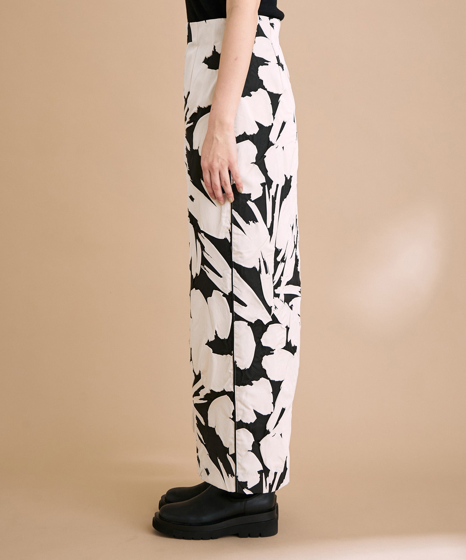 ●●アダムエロペ　シュリンクプリントスカート　36サイズ