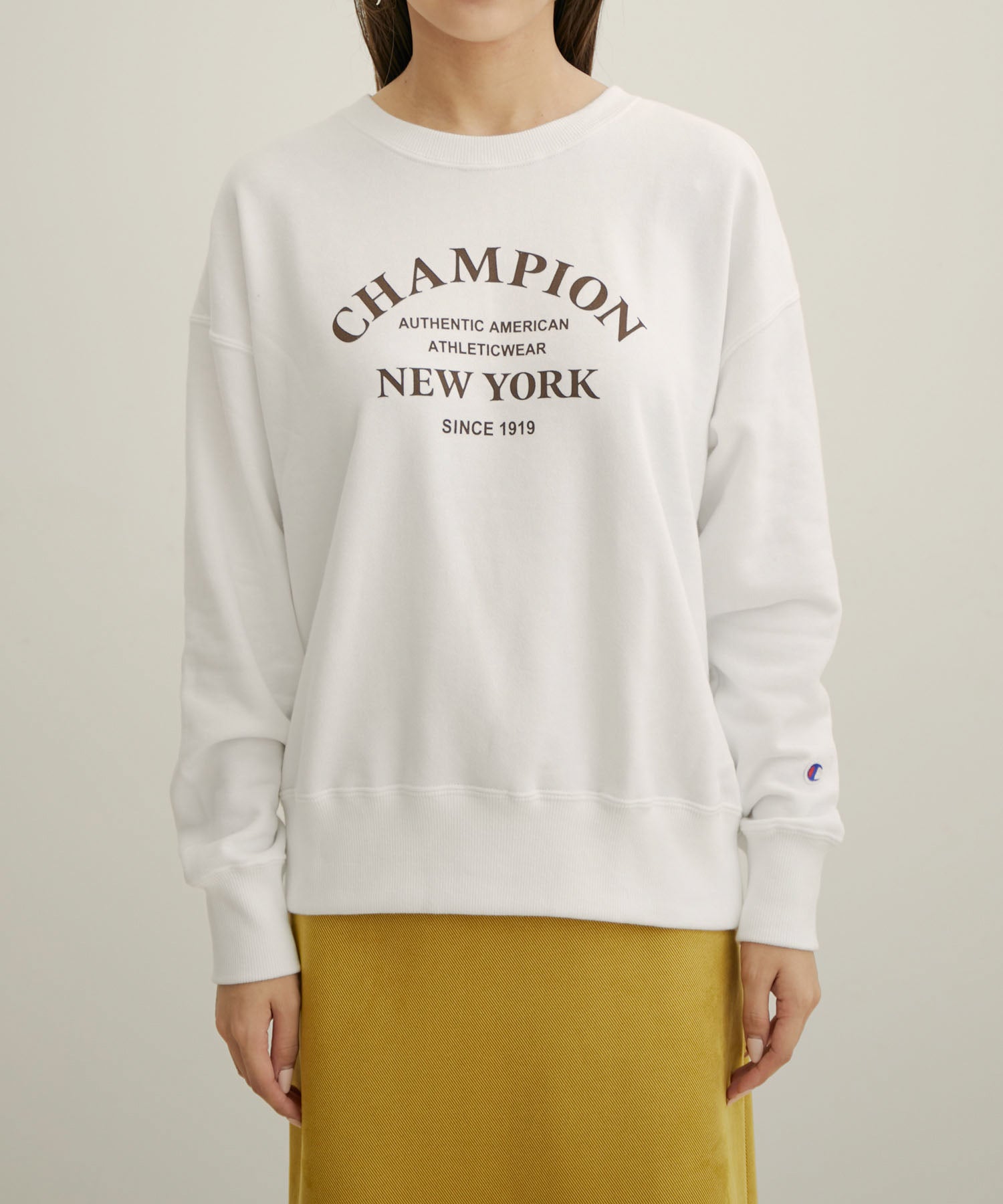 Champion】【洗える】クルーネックカレッジ風ロゴスウェット