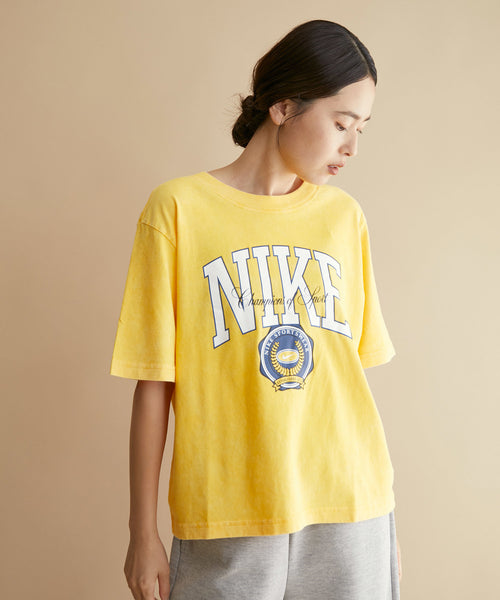 NERGY / 【NIKE】ナイキ スポーツウェア ボクシー バーシティ Tシャツ