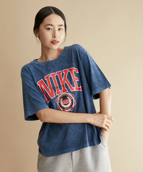 NERGY / 【NIKE】ナイキ スポーツウェア ボクシー バーシティ Tシャツ