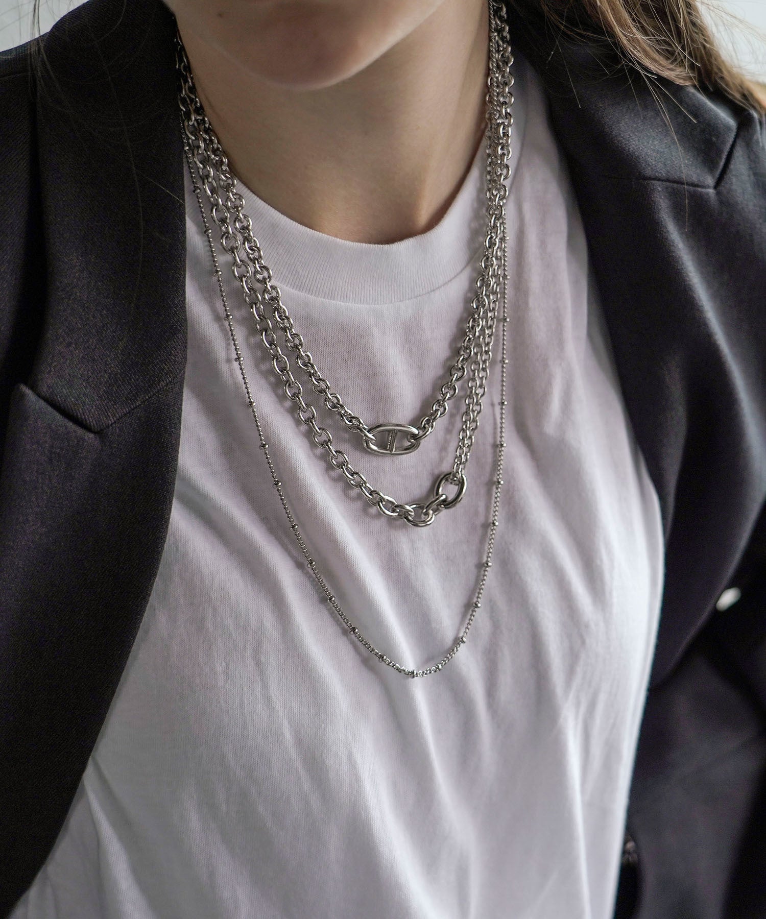 ital. from JUNRed / dot necklace | JUNRed