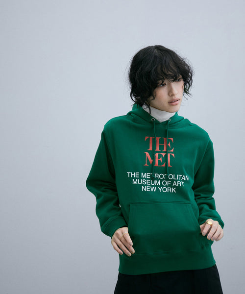 ADAM ET ROPÉ FEMME / THE MET x ADAM LOGO SWEAT (トップス