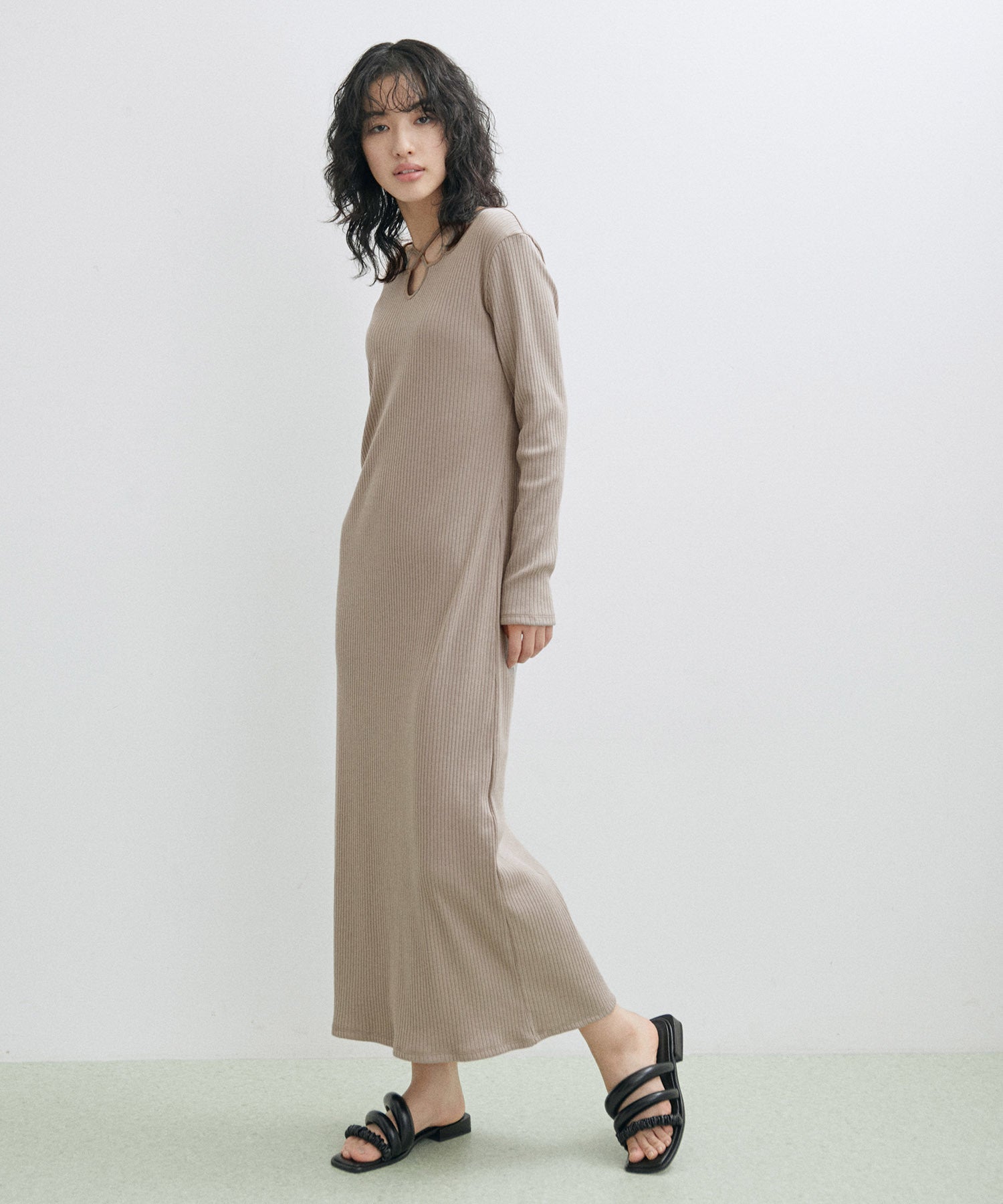 【MURRAL】別注 Ivy long sleeve dress ｜ ADAM ET ROPE