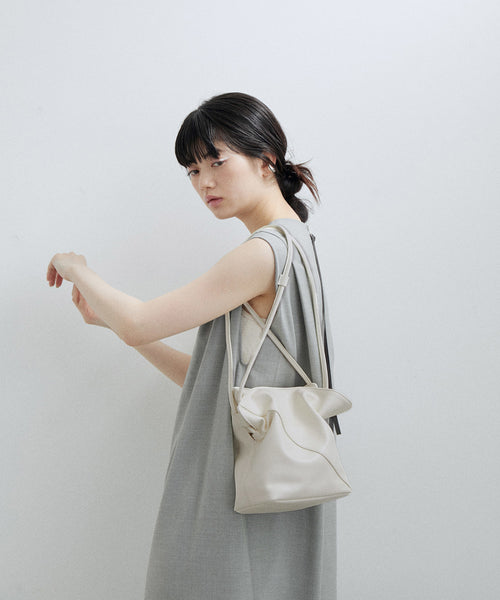 ADAM ET ROPÉ FEMME / 【Kabinett】RUFFLE BAG (バッグ / ハンドバッグ ...