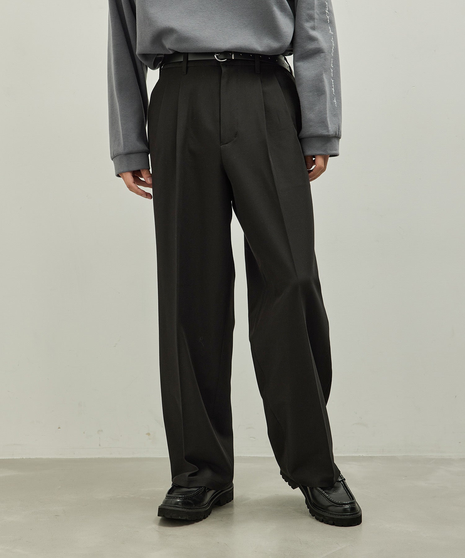 カットソーらしい伸縮性のあるcurly BLEECKER HB WD TROUSERS ウール混 