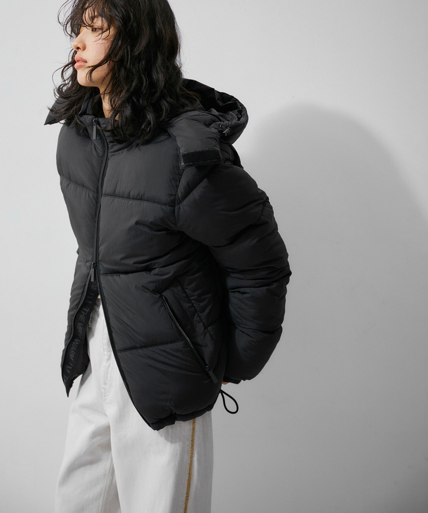 THE VERY WARM】THE V PUFFER JACKET ｜ ADAM ET ROPE' | アダムエロペ ...