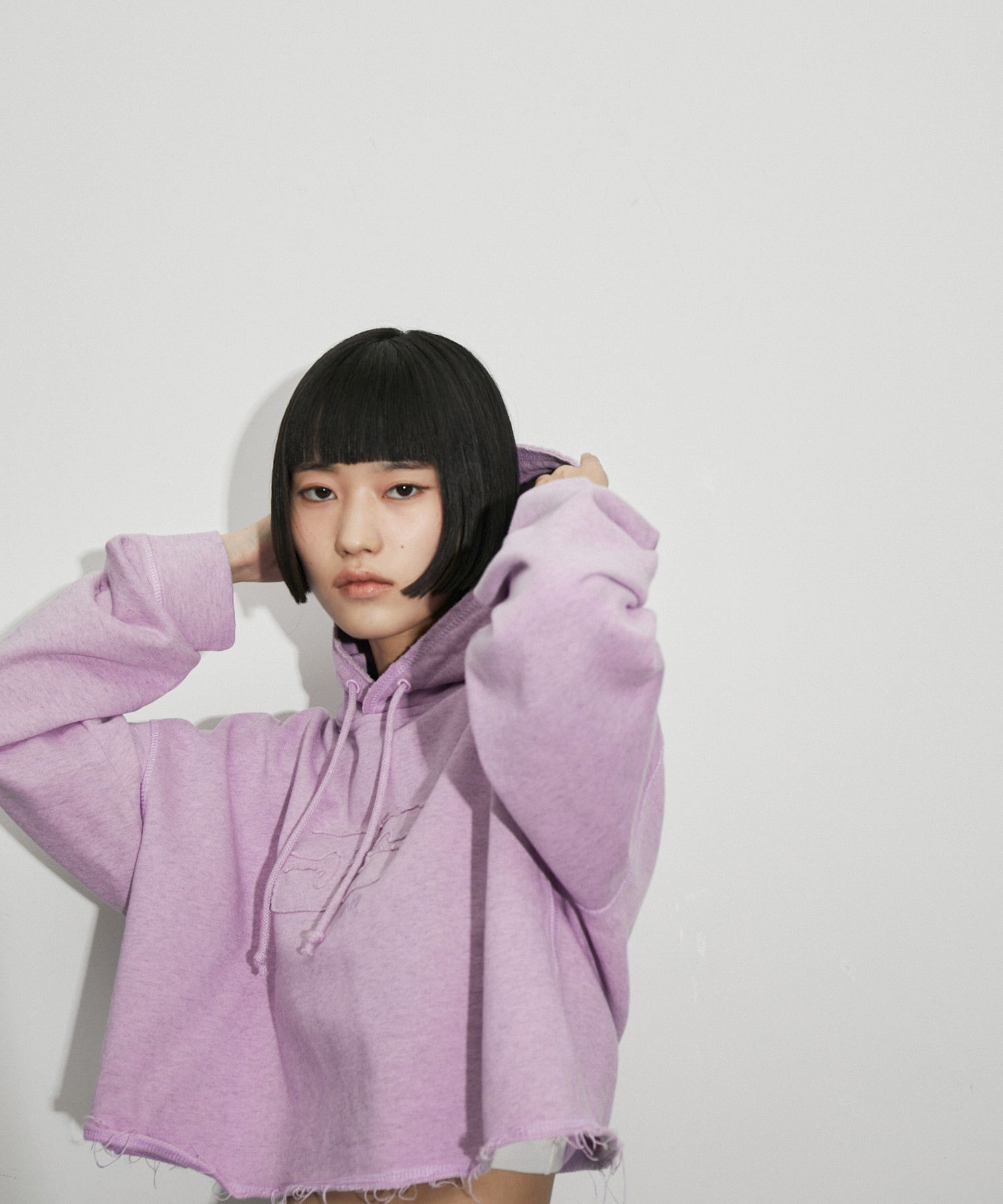 一部サイト限定】【GANNI】Isoli Cropped Oversized Hoodie ｜ ADAM ET