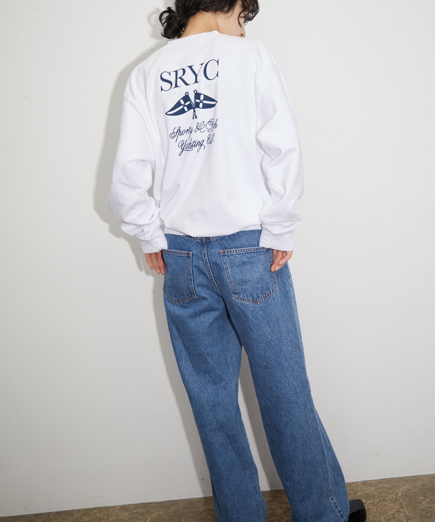 公式サイト限定】【SPORTY&RICH】YATCH CLUB CREWNECK ｜ ADAM ET ROPE