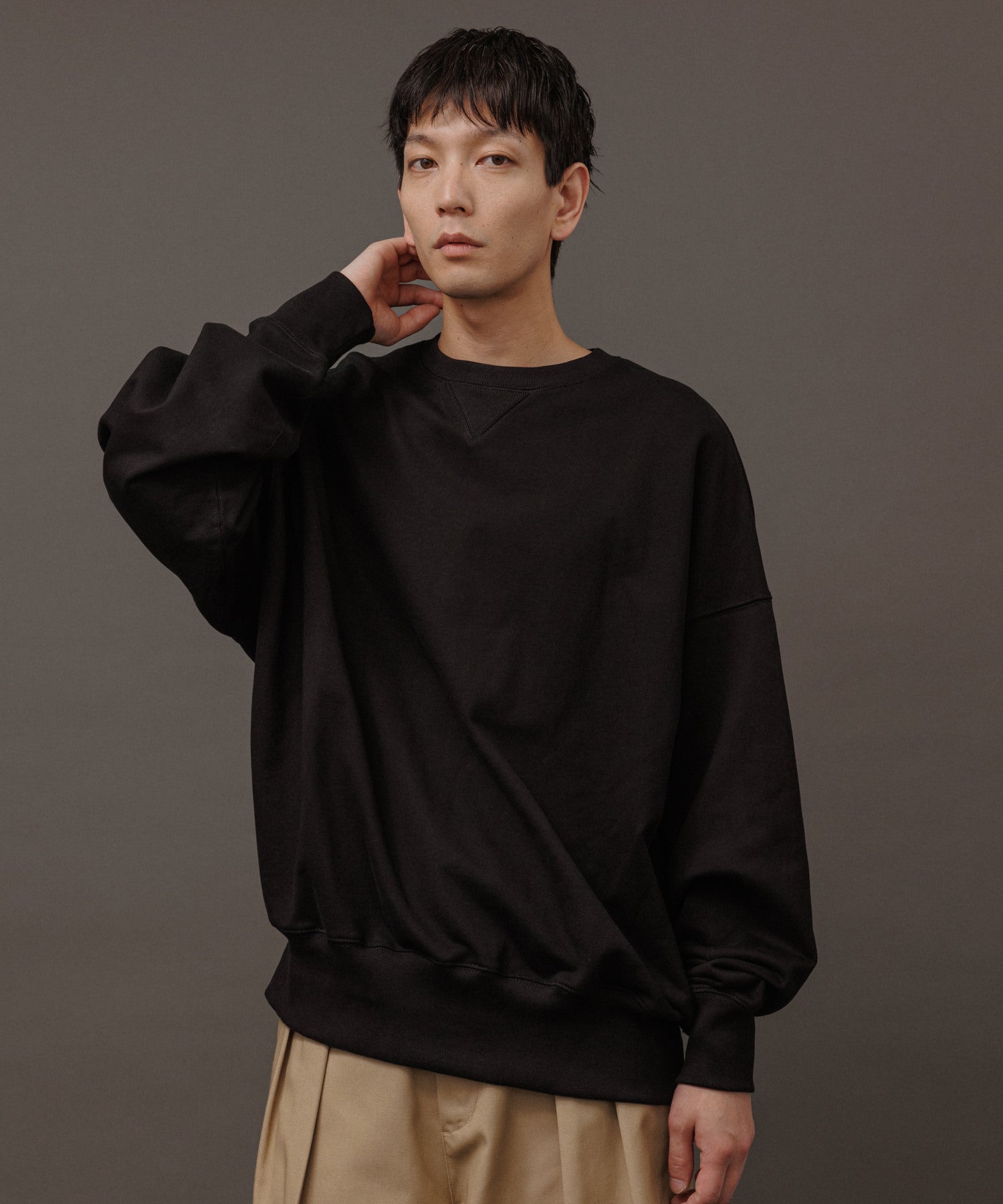 ADAM ET ROPE'【UMBRO】Collared Sweat 黒L