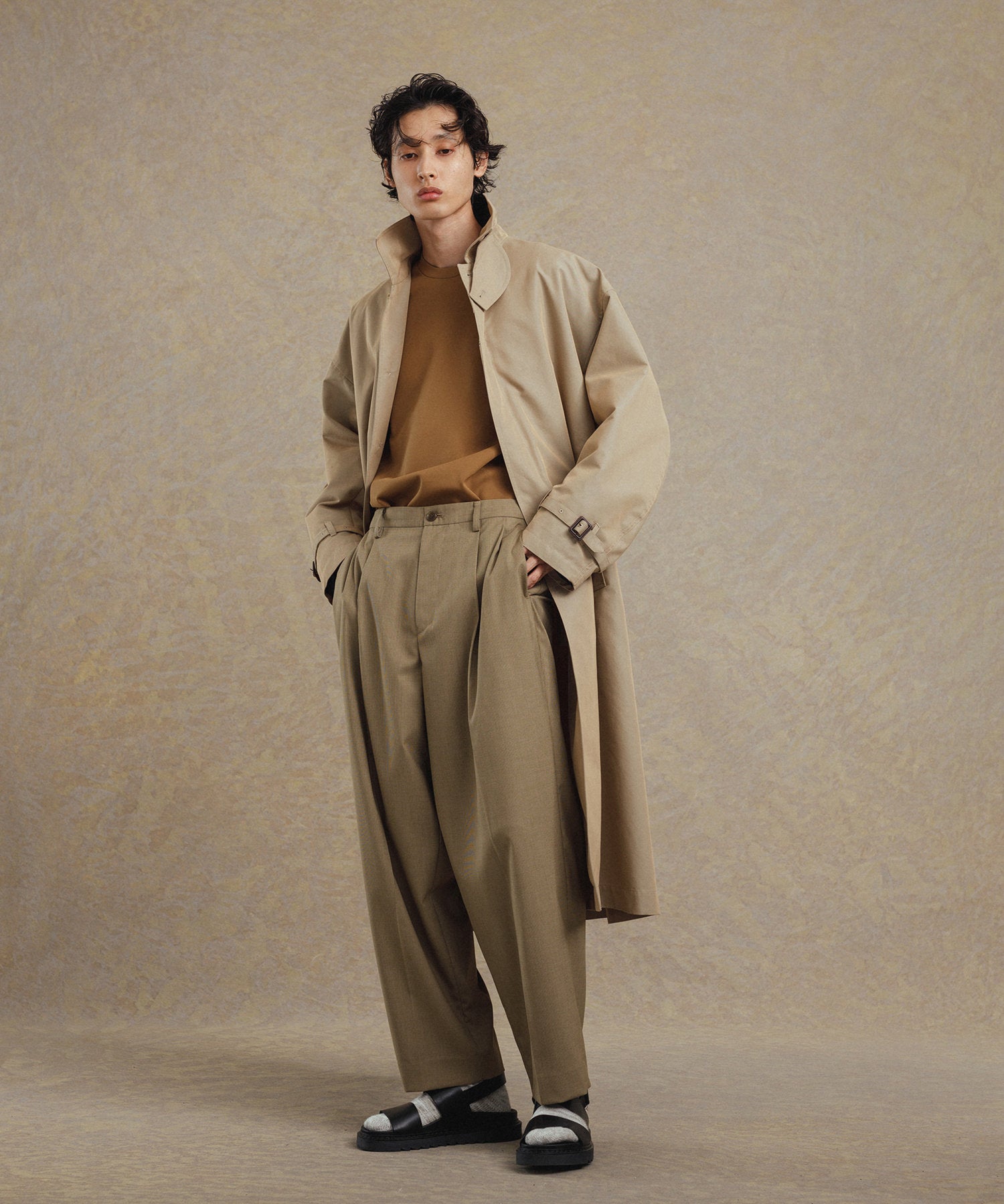 WILD LIFE TAILOR】ウーステッド ドロップショルダー インサレーション