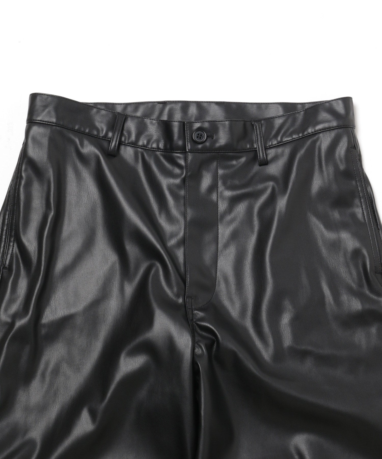 【e／s】 FAUX LEATHER SHORT セットアップ