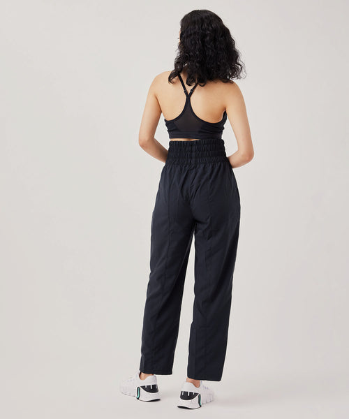 Nike Dri-FIT One Women's Ultra High-Waisted Trousers