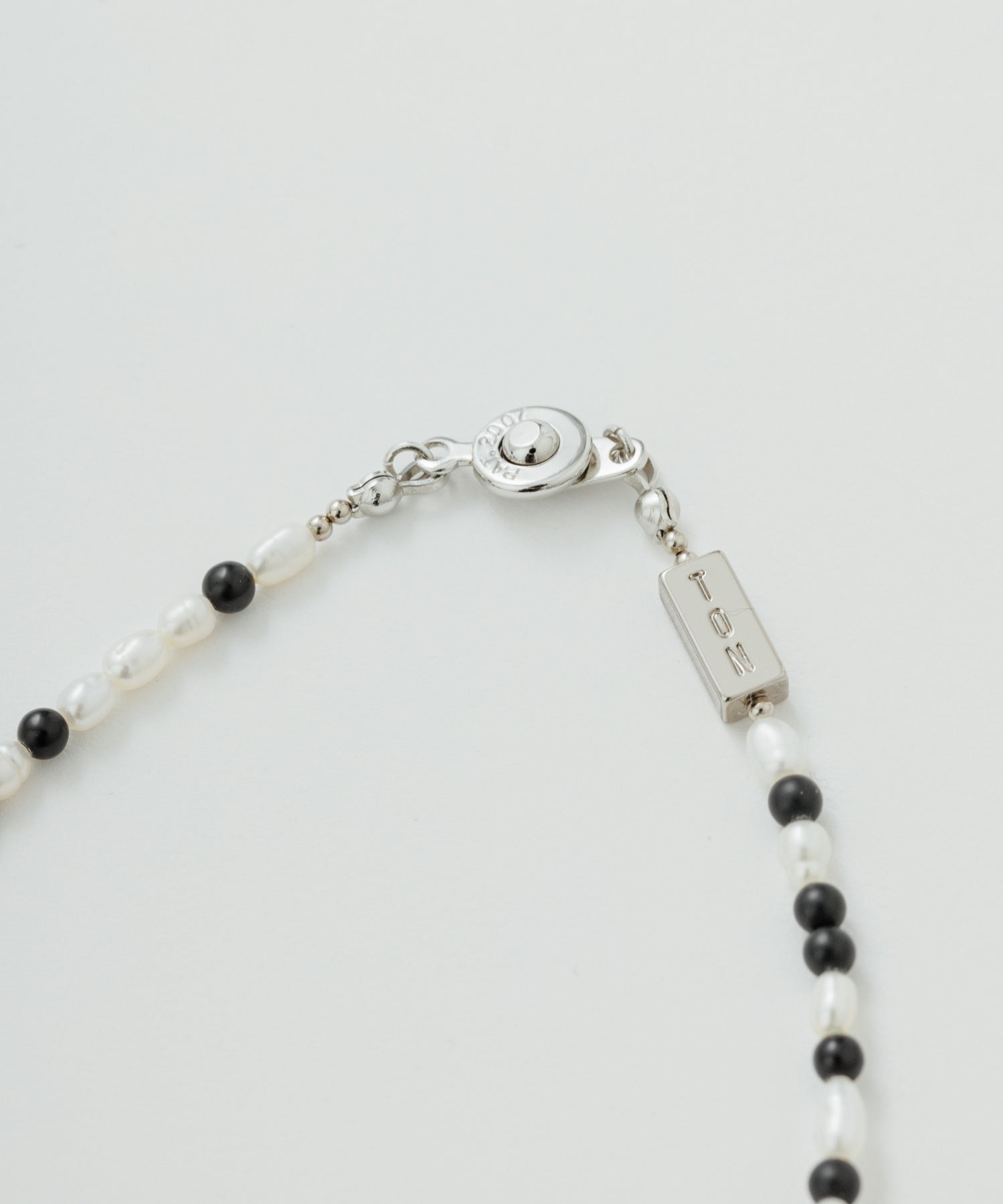 TON for yo】Onyx pearl mix necklace-