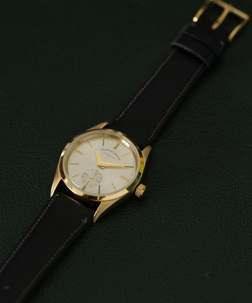 【ADAM ET ROPE'】 《別注》【VAGUE Watch Co. for ADAM ET ROPE'】 FLATBACK WRISTWATCH(LEATHER Belt) メンズ ゴールド F 腕時計 時計 アダムエロペ