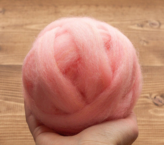 Cayenne Red Wool Top Roving Fiber Spinning, Felting Crafts USA (8oz)