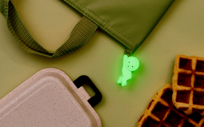 .com: Dreams - Smiski Glow in The Dark Keychain - Pulling