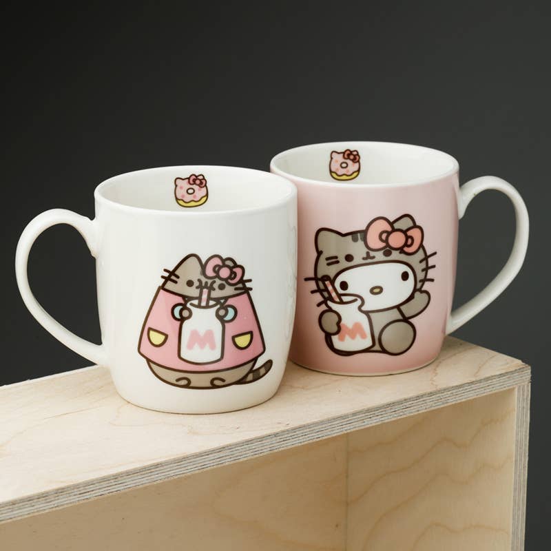 https://cdn.shopify.com/s/files/1/0528/2060/7157/products/puckator-ltd-mug-hello-kitty-x-pusheen-set-of-2-porcelain-mugs-39066699661526.jpg?v=1673553587&width=800