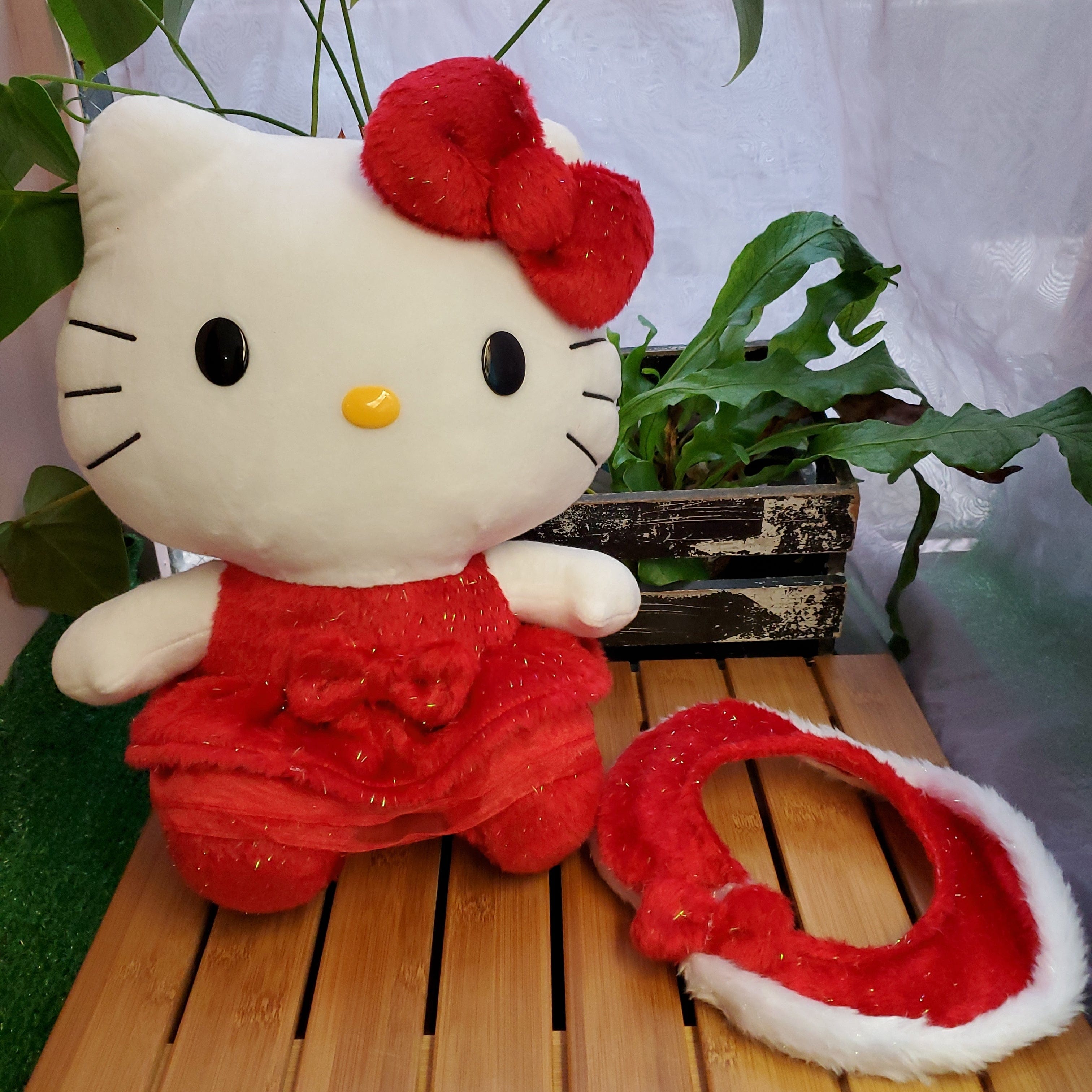 Hello Kitty Plush Toys for Kids, 4.5” Inch Stuffed Animal Plushie Backpack  Decorations Bag Lucky Pendant Dolls Gift for Girls (Red)