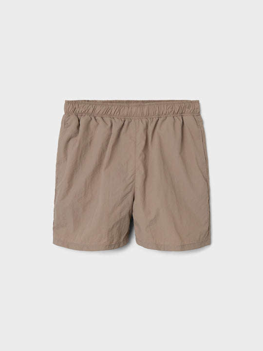 IT Broen Shorts NAME –