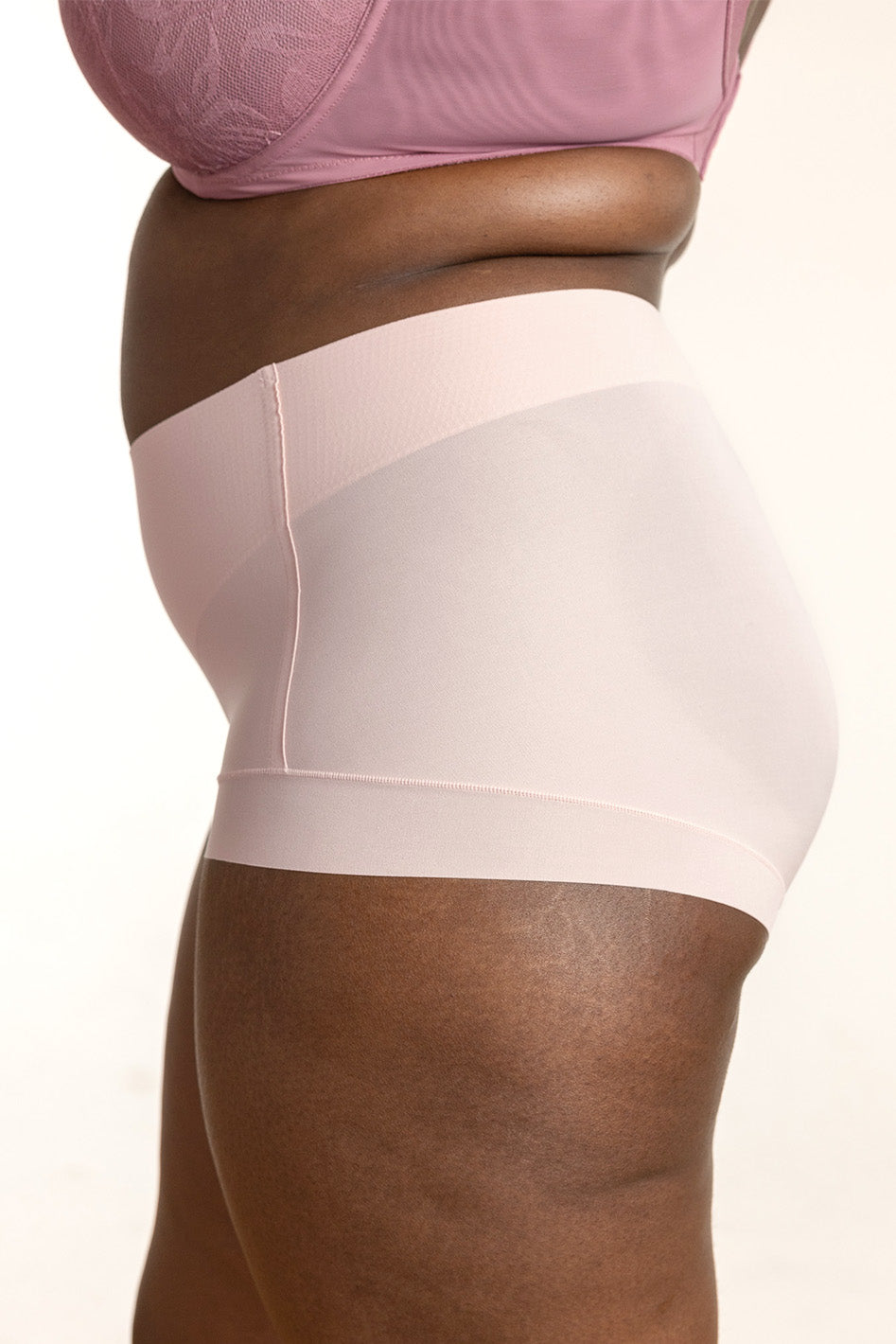 Understance Bubble High-Rise Boyshorts @Lynn wears Powder Pink in L- #color_powder-pink