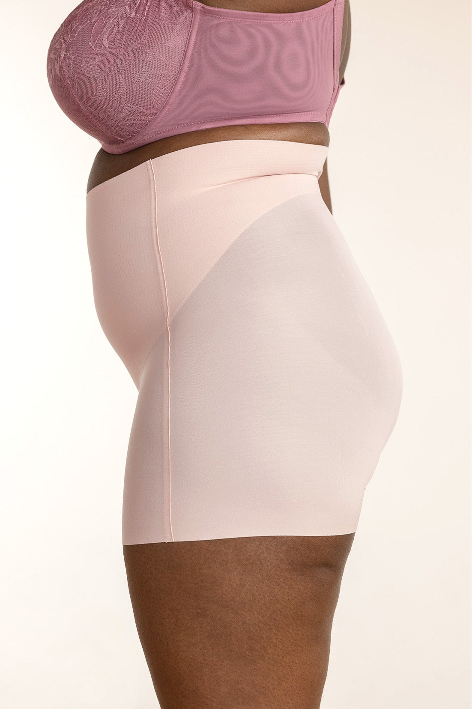 Understance Bubble Ultra High Rise Bike Shorts @Lynn wears Powder Pink in L- #color_powder-pink