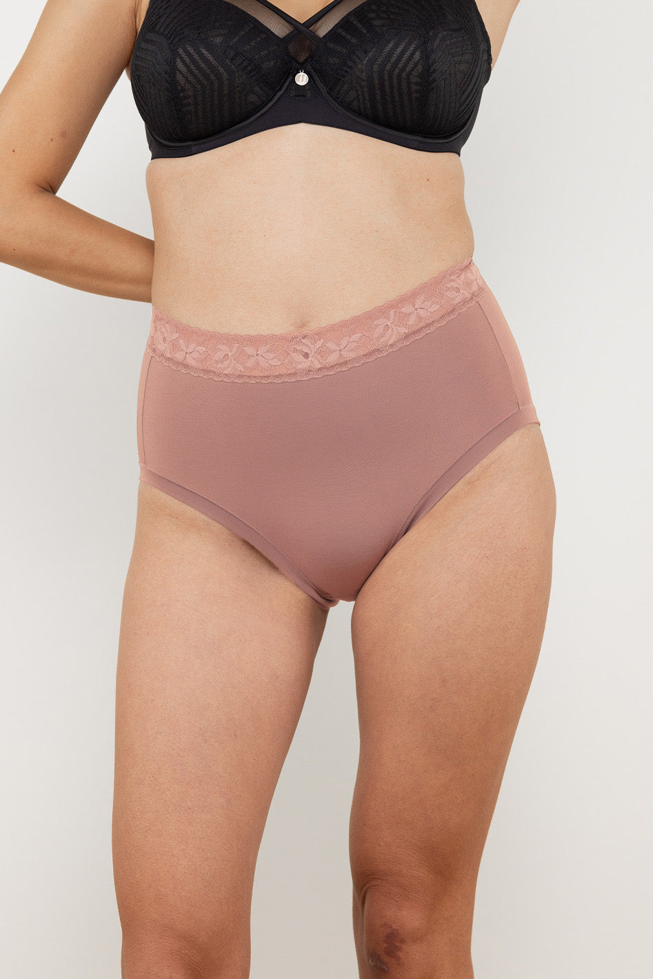 Understance Whisper Lace Cotton-Modal High-Rise Brief @Amy wears XS in Amber - #color_amber