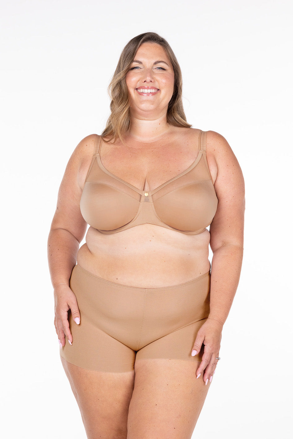 Spacer Air Shea FlexWire Molded Unlined Bra @Charlotte wears Cafe au Lait in 40H -Underbust: 40", Leaning Bust: 50", Standing Bust: 49"  #color_cafe-au-lait