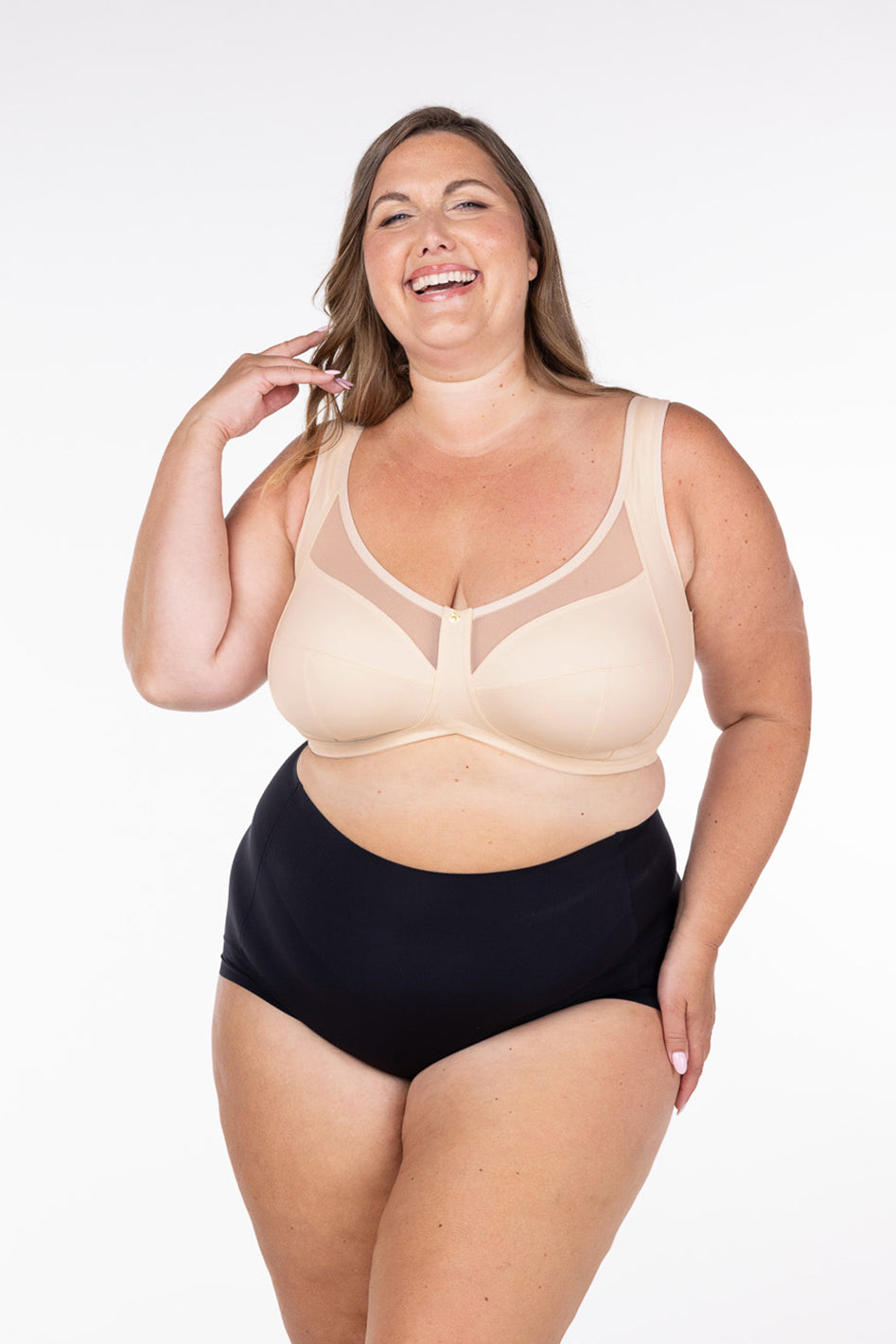 C Cup Bras: Exploring C Cup Boobs, Breasts and Bra Size - HauteFlair